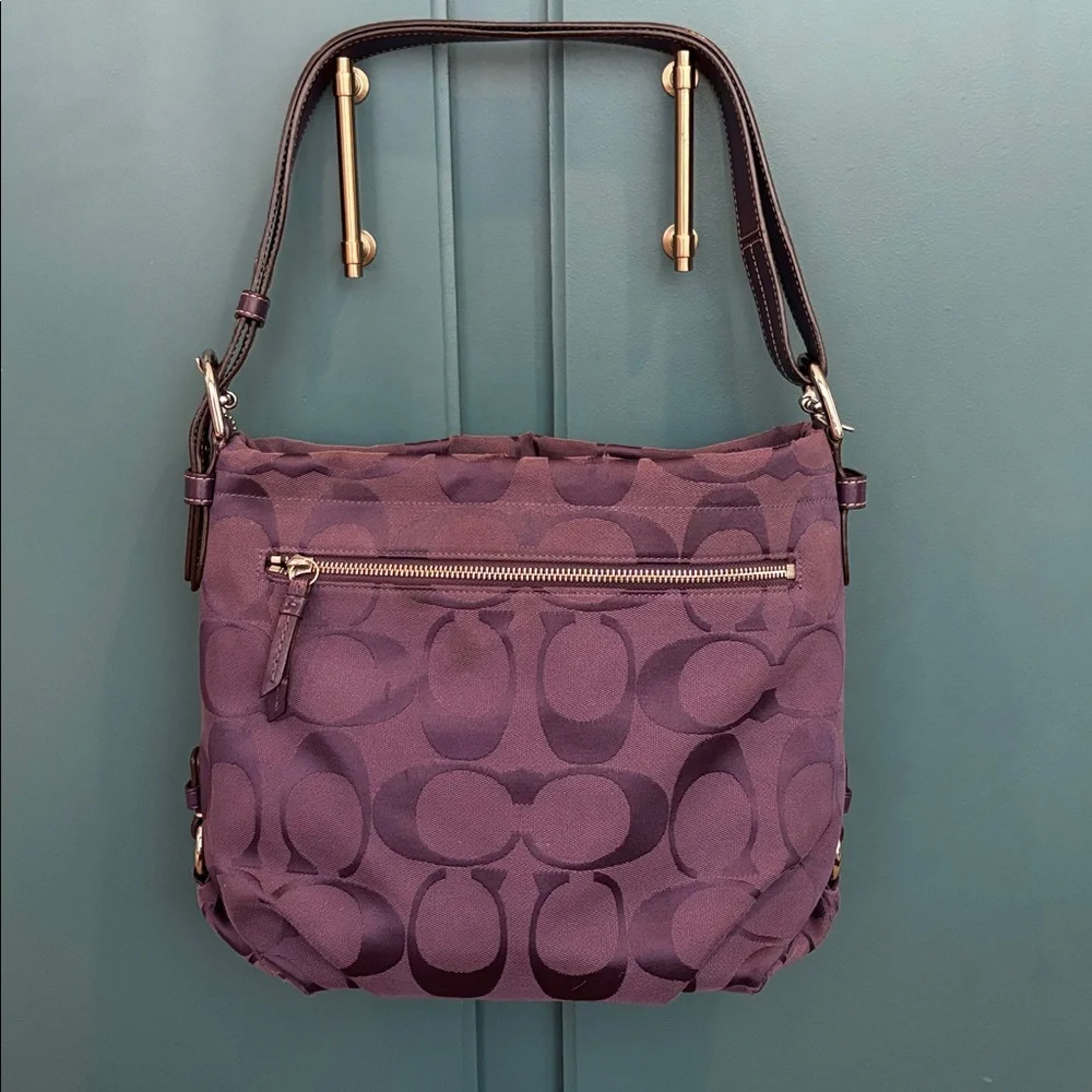 Coach purple Signature Duffle Shoulder Bag with matching wristlet F15067 - Picture 4 of 16